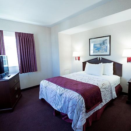 Portland Suites Airport East Fairview Luaran gambar