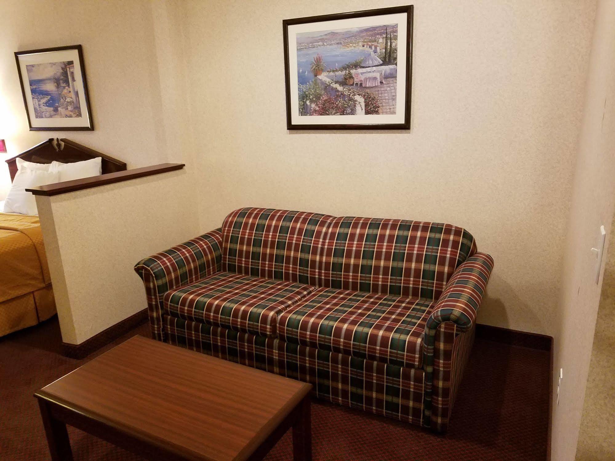 Portland Suites Airport East Fairview Luaran gambar